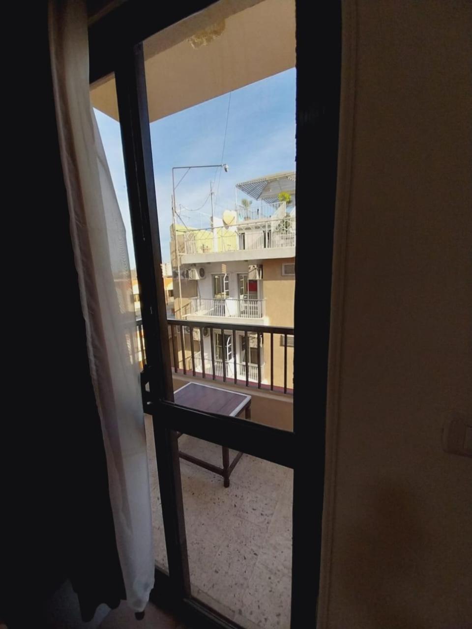 Merry Land Hotel & Roof Top Nile Restaurant ルクソール エクステリア 写真